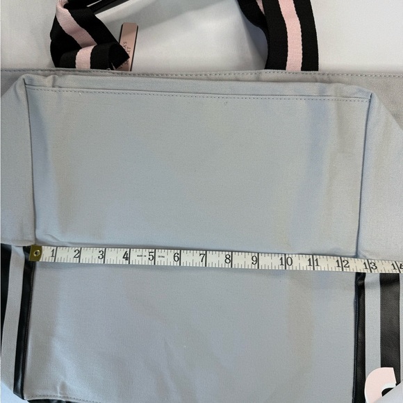 Victoria's‎ Secret Pink and Gray Tote Bag with Chic Design - Picture 6 of 7